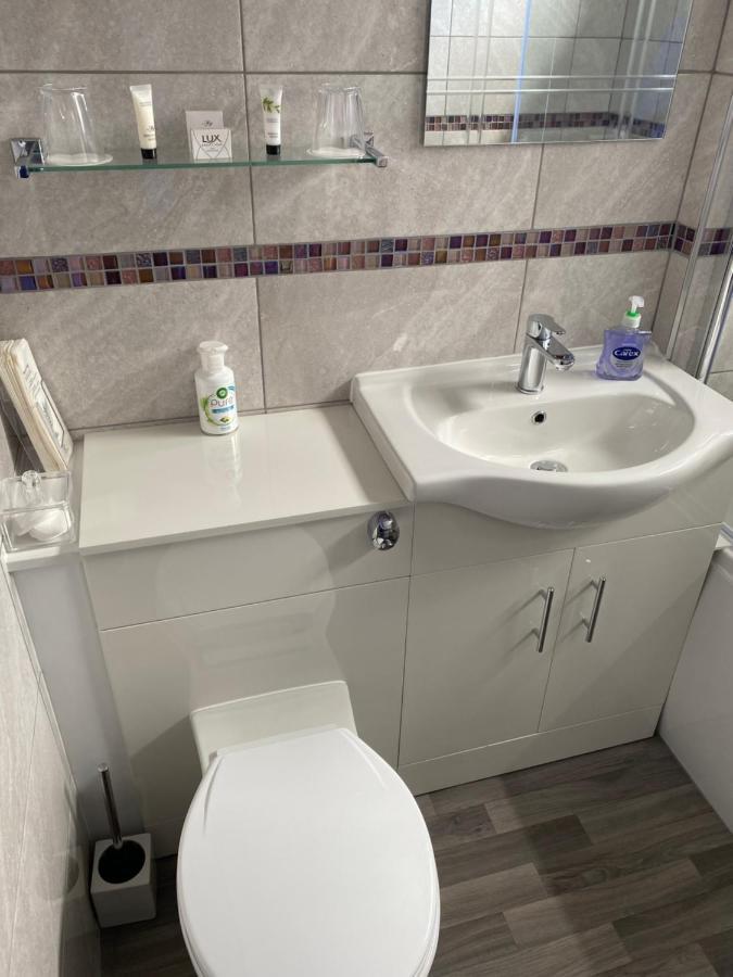Perth Holiday Lets Apartment Екстериор снимка